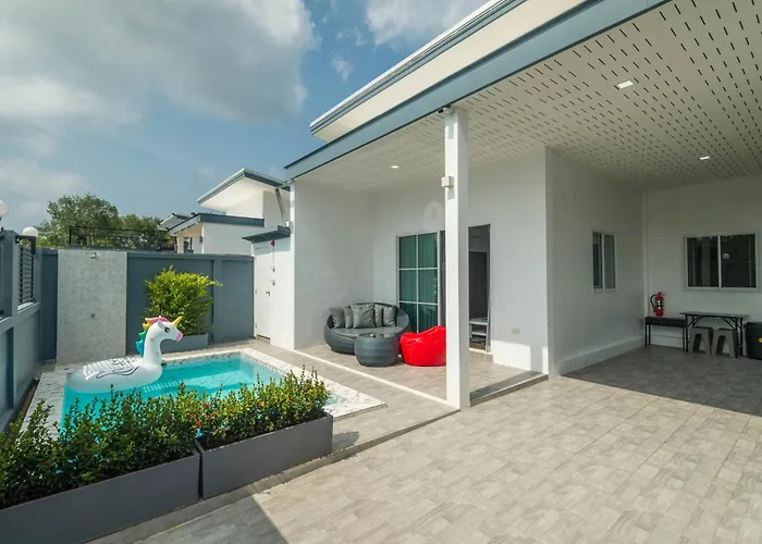 Lark Pool Villa Aonang Krabi