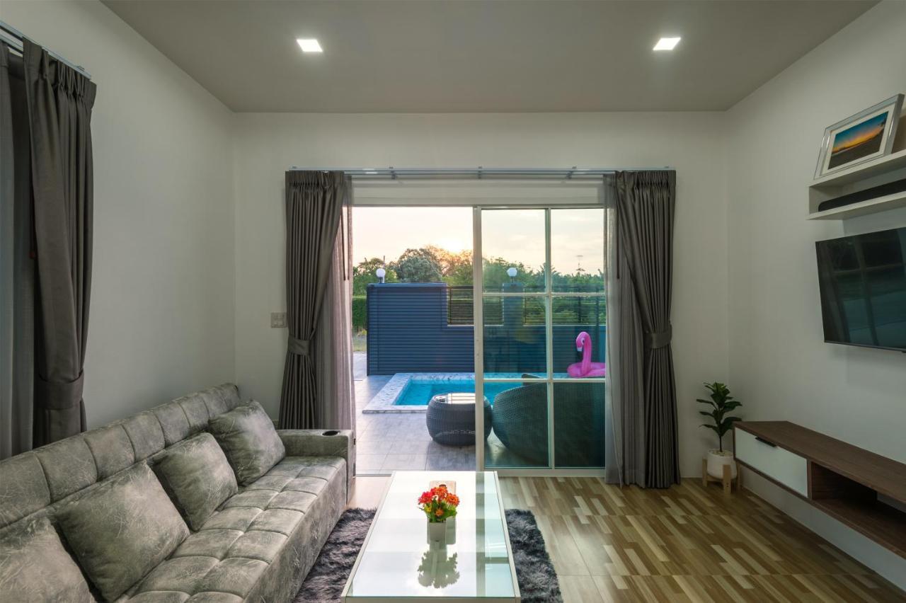 Lark Pool Aonang Krabi Villa