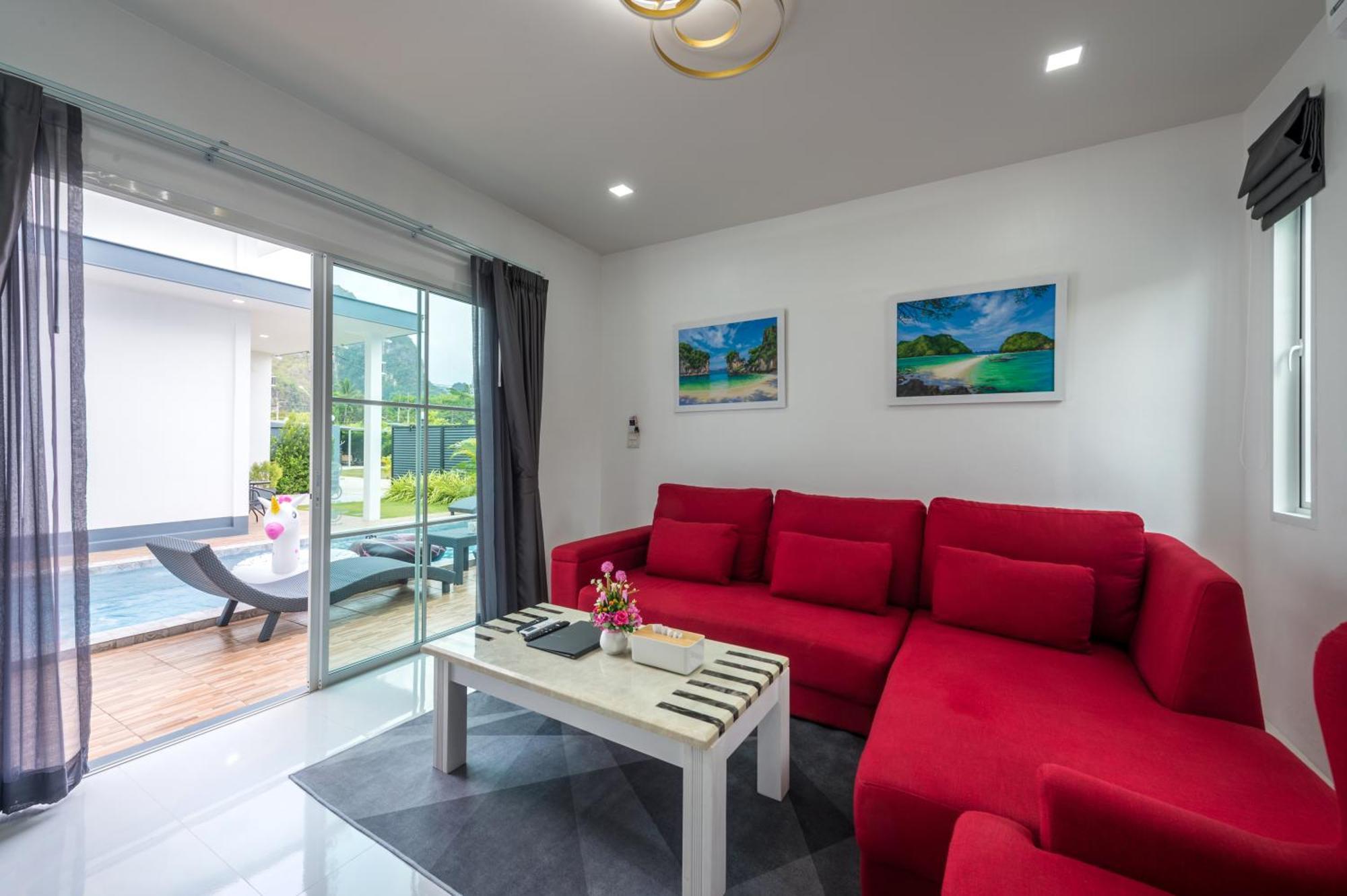 Lark Pool Aonang Krabi Villa